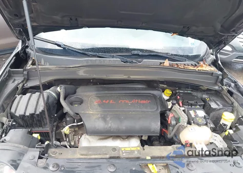 2018 Jeep Renegade Altitude Fwd из США, поврежденный, VIN ZACCJABB9JPG67790